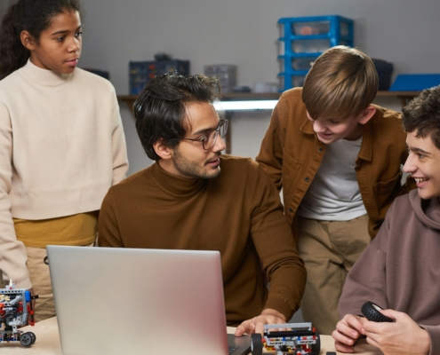 Robotics lesson with students at school